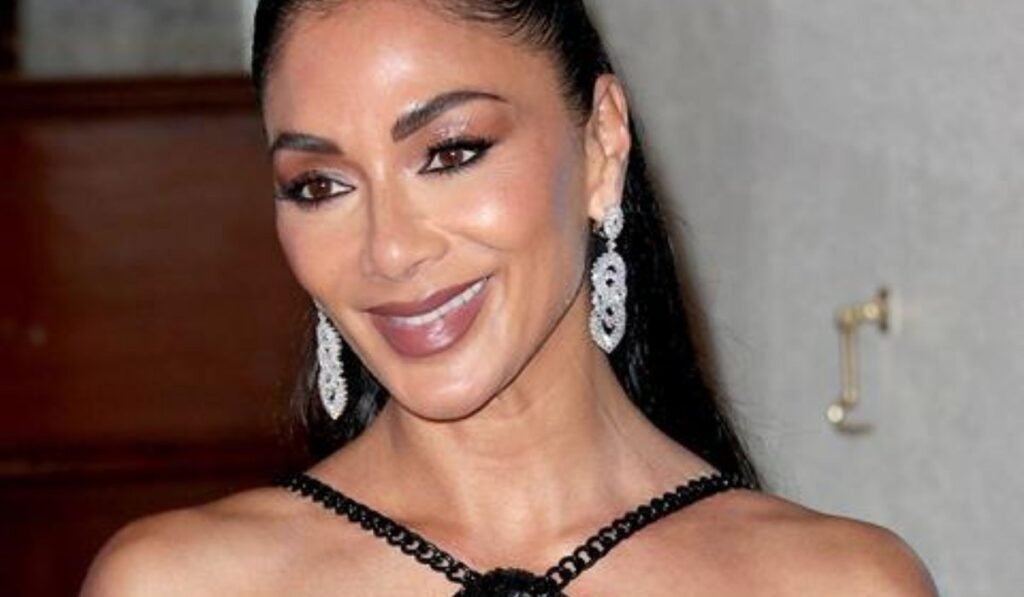 nicole scherzinger ethnicity