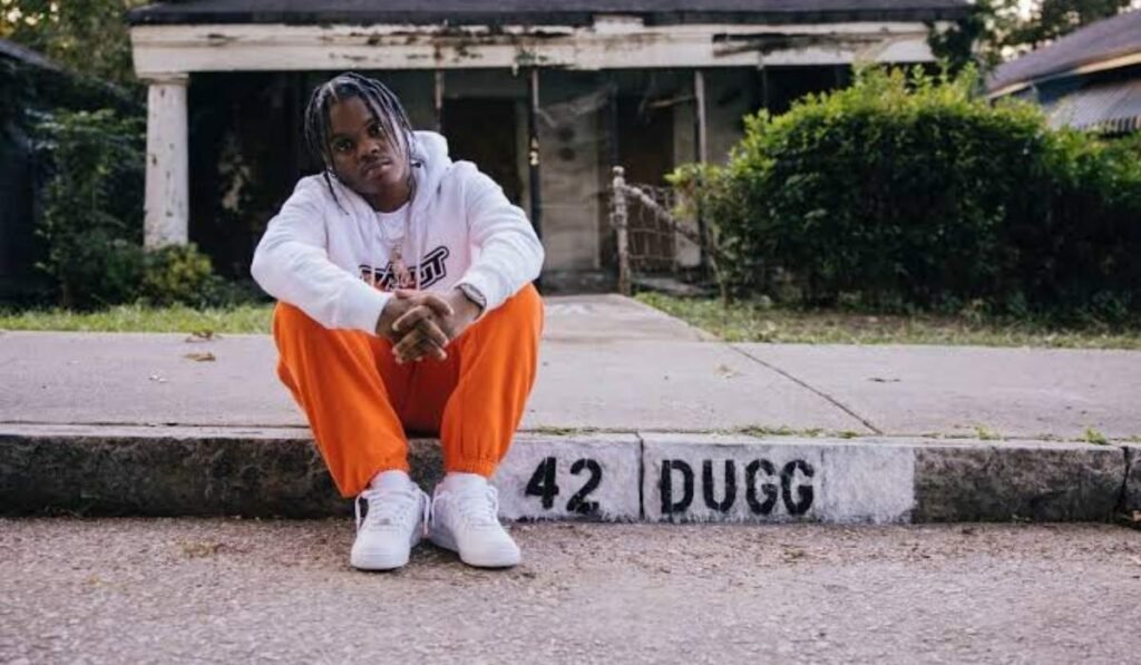 42dugg height